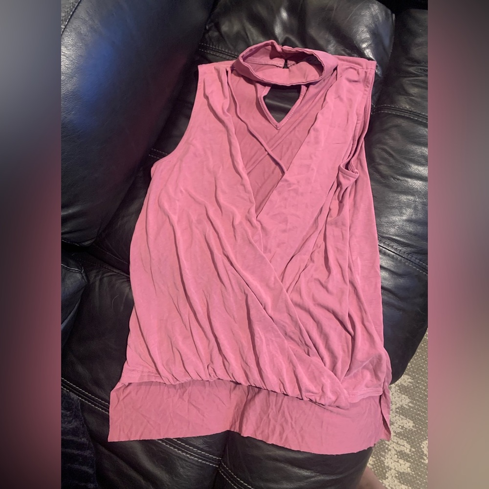 NWOT Women’s top size small